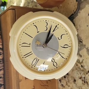 E.C. Leininger 1954 Wall Clock Art Deco Style